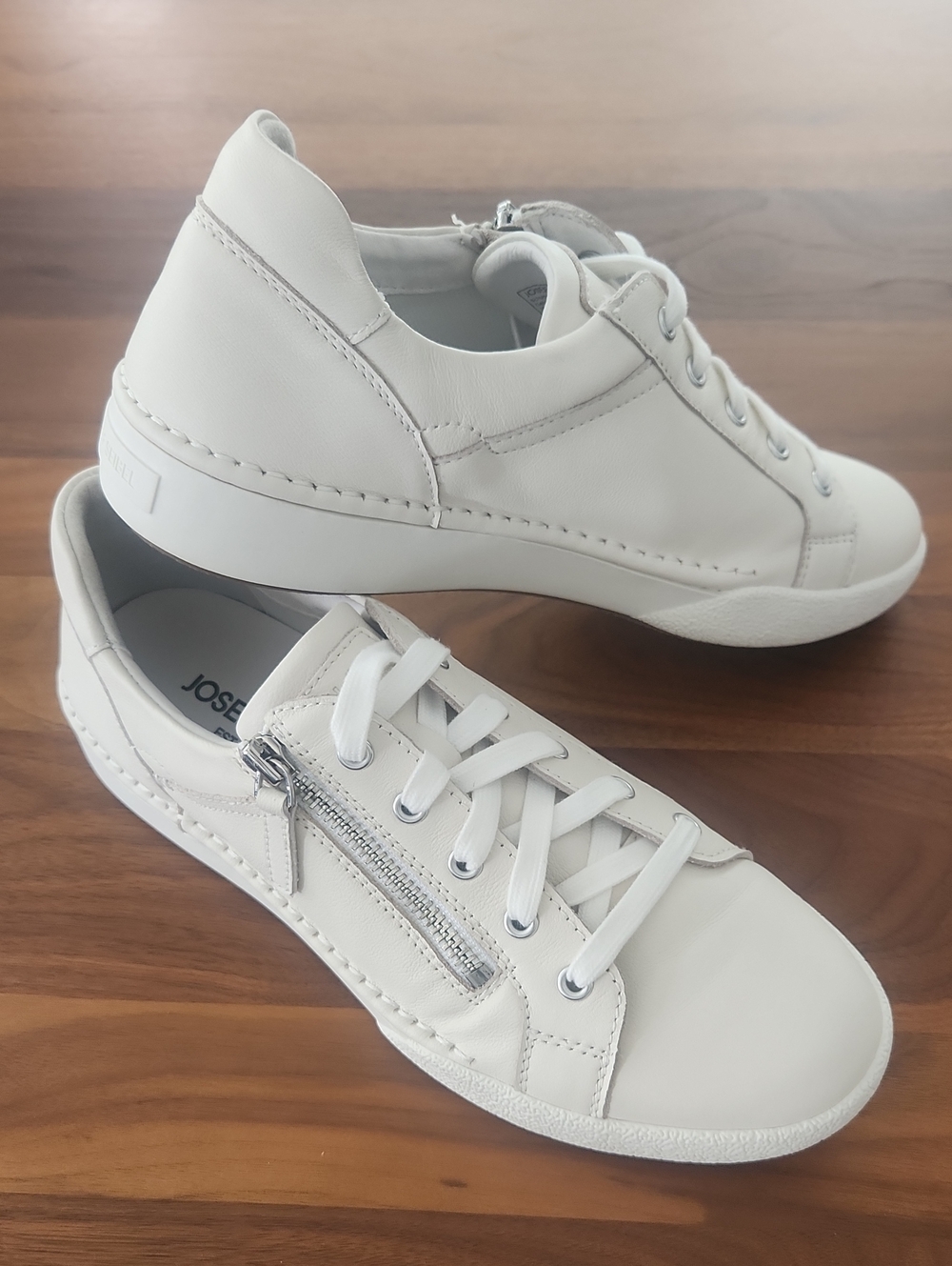 Josef Seibel Claire 03 White Leather Zip Sneaker